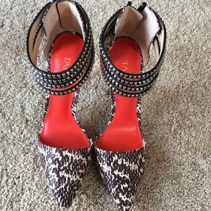 Tamar ankle strap heels size 6